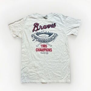 MLB Baseball Atlanta Braves 1995 World Champs Truist White T-Shirt Women’s Small
